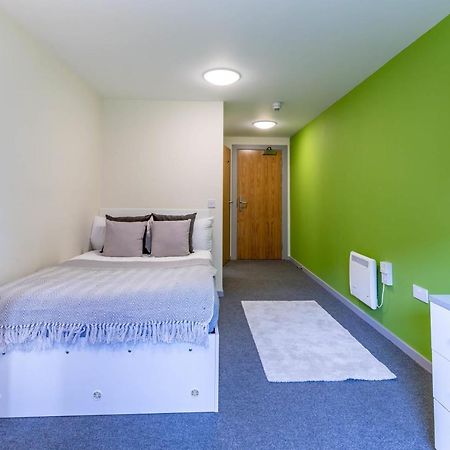 Newton Court Newcastle Ensuite Rooms 뉴캐슬어폰타인 외부 사진