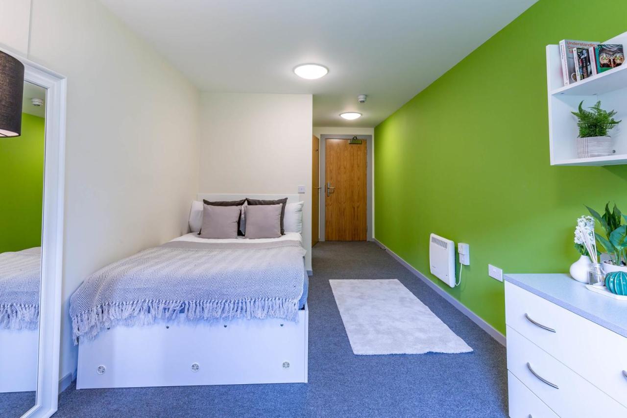 Newton Court Newcastle Ensuite Rooms 뉴캐슬어폰타인 외부 사진